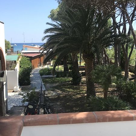 Villetta Sul Mare Rachele Марина-ди-Кампо Экстерьер фото